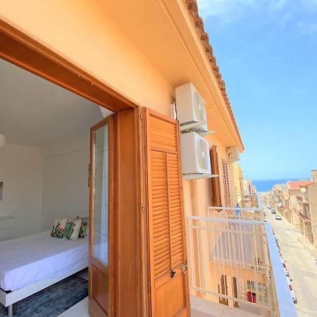 Made In Sicilia -In Centro, Aria Condizionata E No Ztl- City Centre, Aircon And No Ltz Apartment Castellammare del Golfo Exterior photo