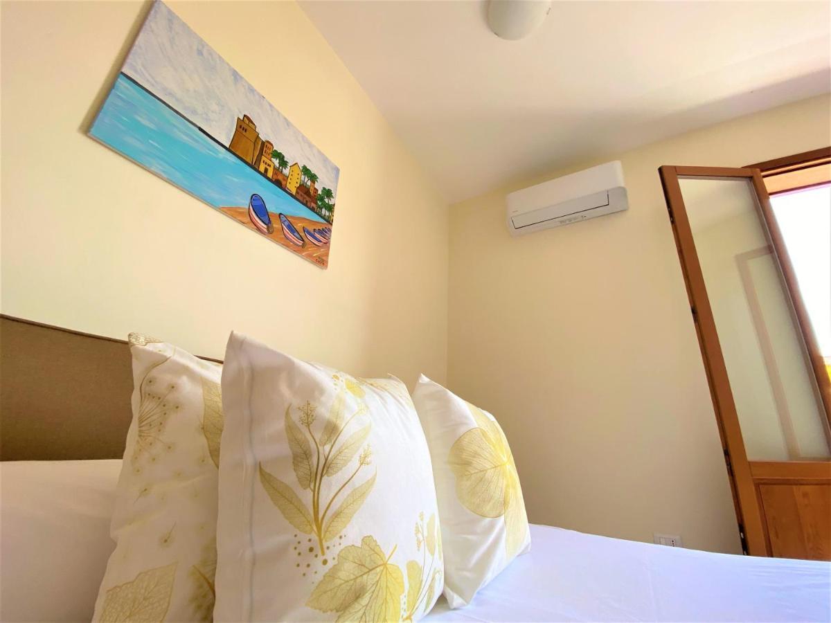 Made In Sicilia -In Centro, Aria Condizionata E No Ztl- City Centre, Aircon And No Ltz Apartment Castellammare del Golfo Exterior photo