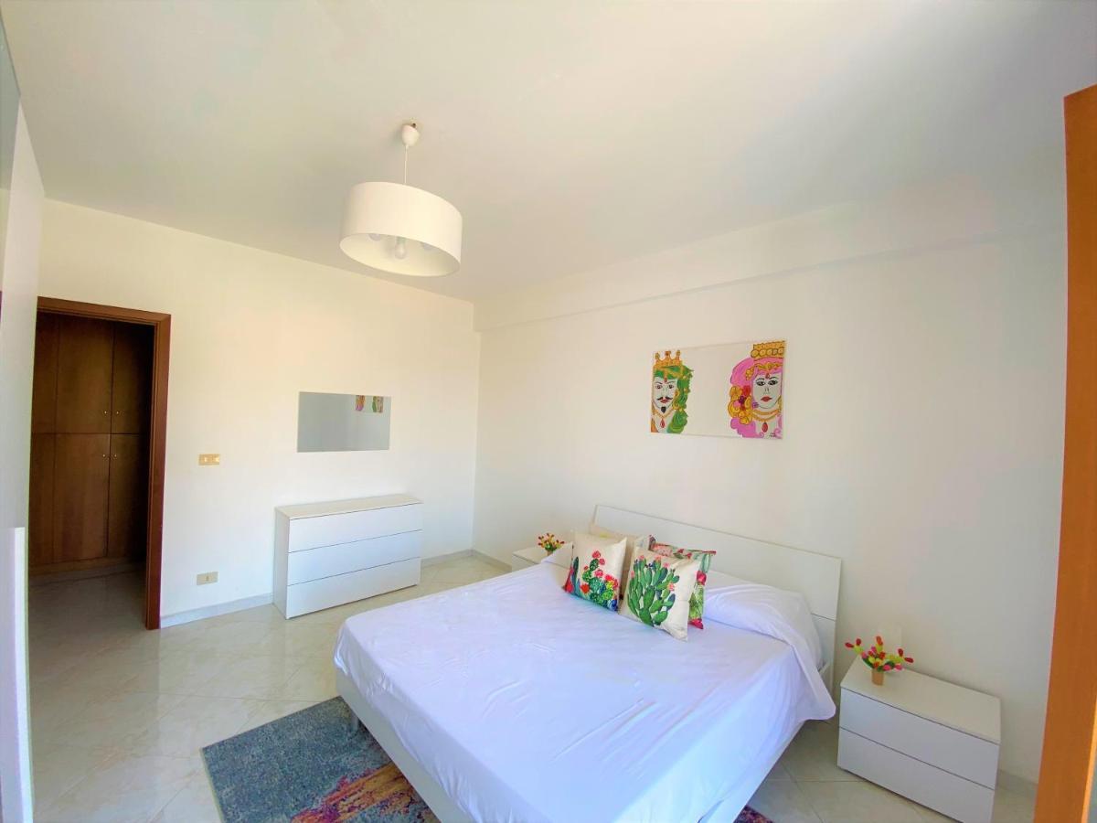 Made In Sicilia -In Centro, Aria Condizionata E No Ztl- City Centre, Aircon And No Ltz Apartment Castellammare del Golfo Exterior photo