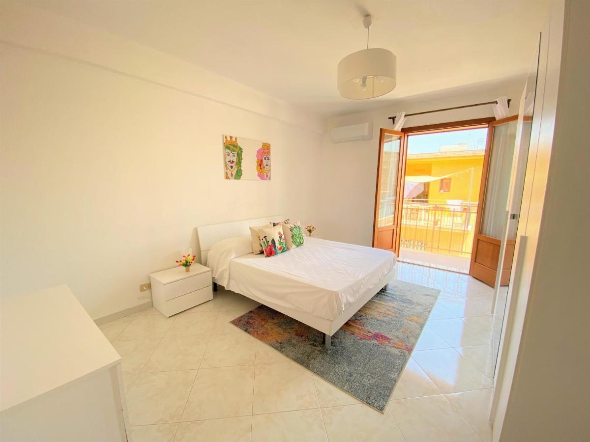 Made In Sicilia -In Centro, Aria Condizionata E No Ztl- City Centre, Aircon And No Ltz Apartment Castellammare del Golfo Exterior photo