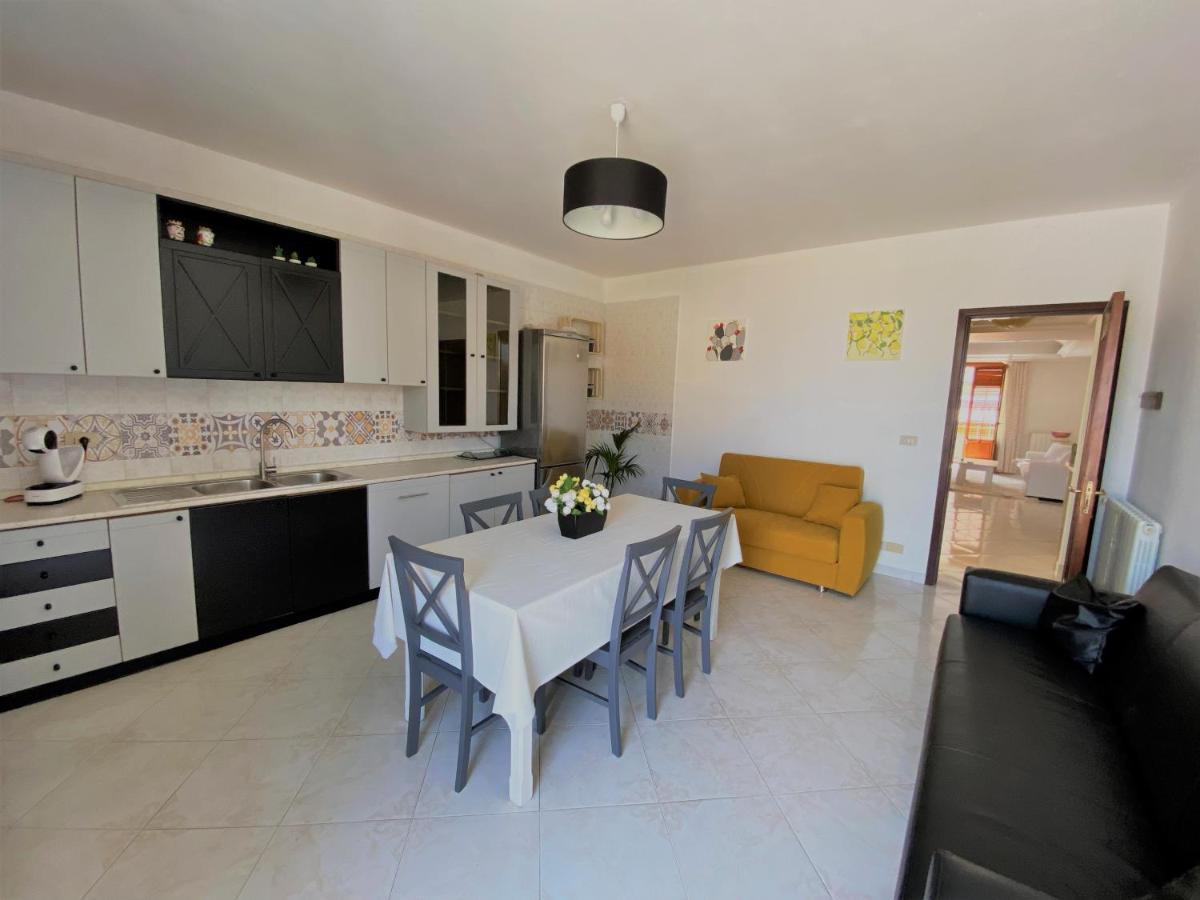 Made In Sicilia -In Centro, Aria Condizionata E No Ztl- City Centre, Aircon And No Ltz Apartment Castellammare del Golfo Exterior photo