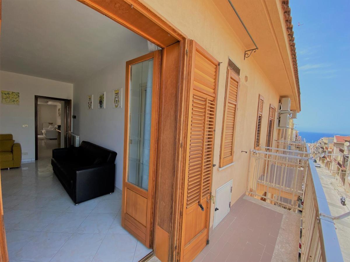 Made In Sicilia -In Centro, Aria Condizionata E No Ztl- City Centre, Aircon And No Ltz Apartment Castellammare del Golfo Exterior photo