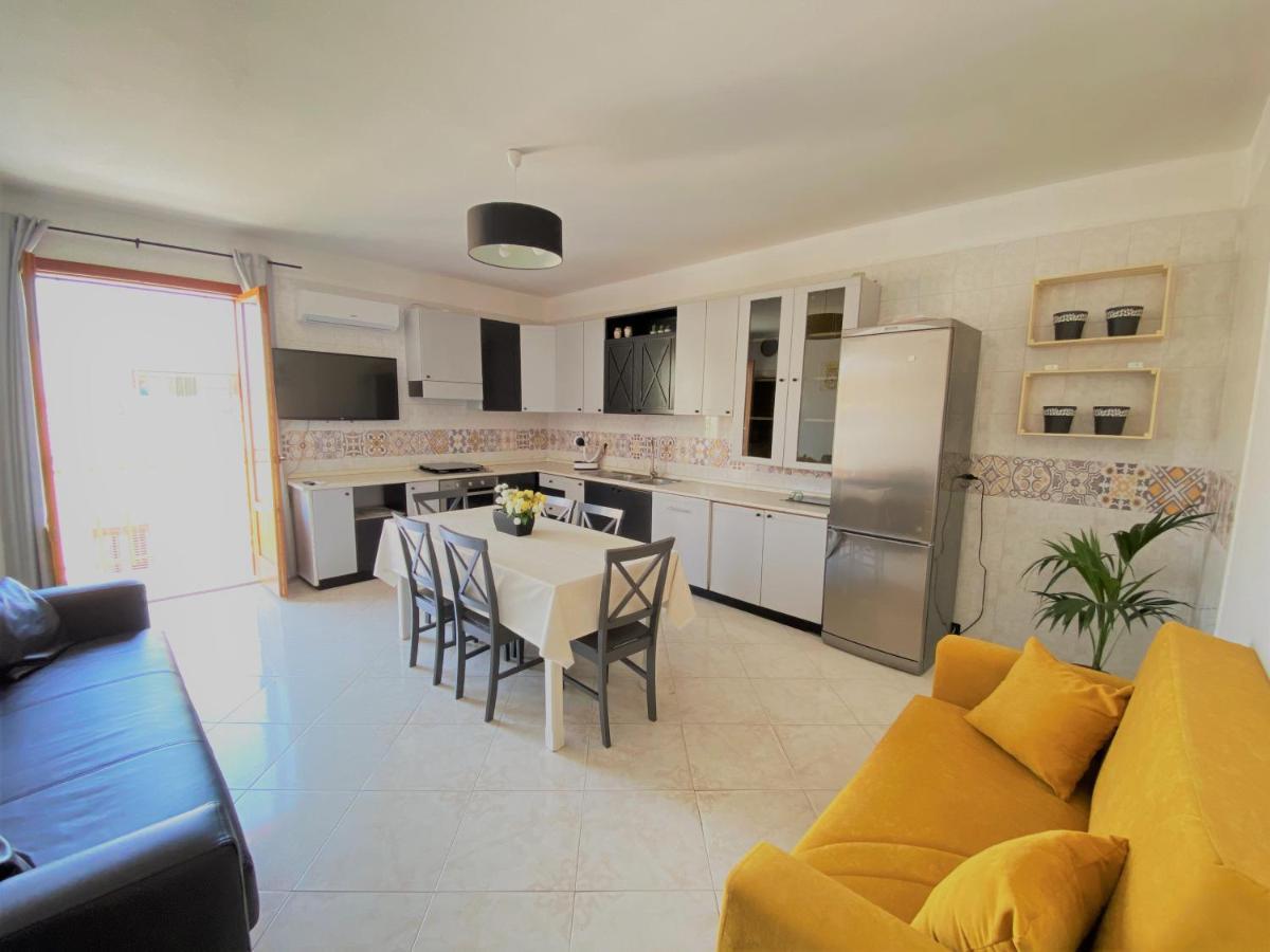 Made In Sicilia -In Centro, Aria Condizionata E No Ztl- City Centre, Aircon And No Ltz Apartment Castellammare del Golfo Exterior photo