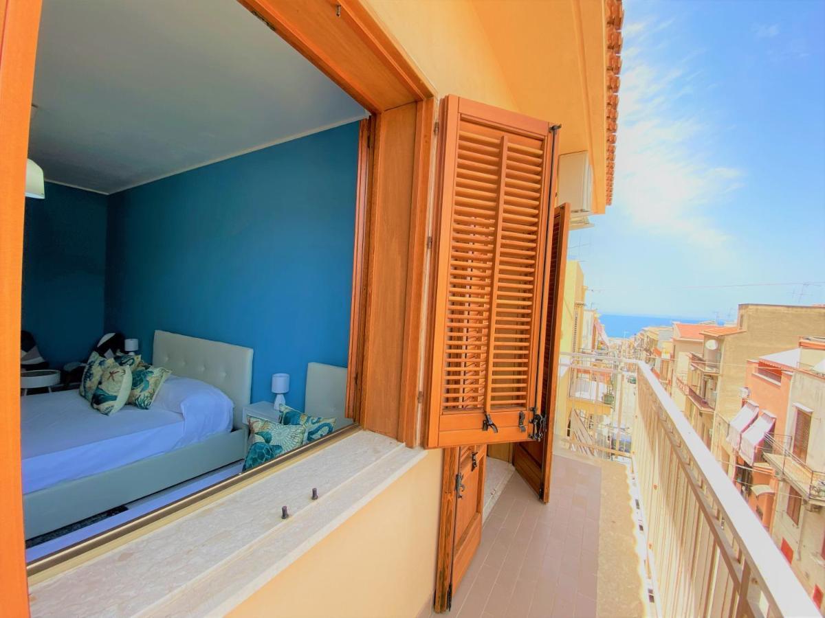 Made In Sicilia -In Centro, Aria Condizionata E No Ztl- City Centre, Aircon And No Ltz Apartment Castellammare del Golfo Exterior photo